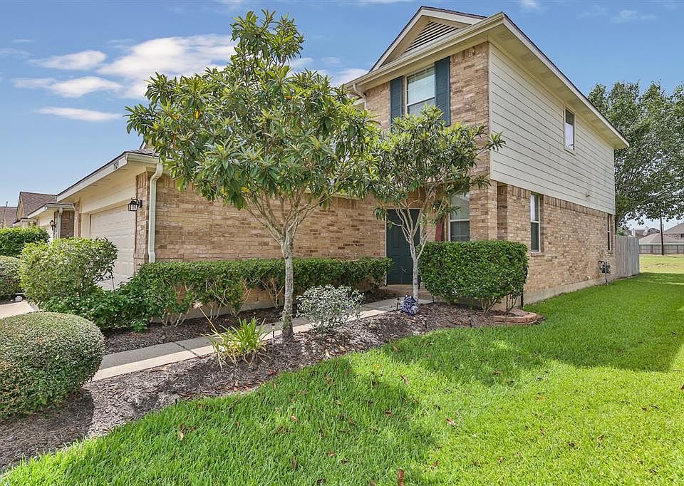 1st image of 7523 Park Bend Ln