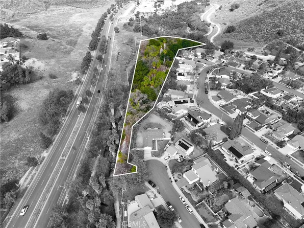 0 Reyes Adobe Rd #117, Agoura Hills, CA 91301