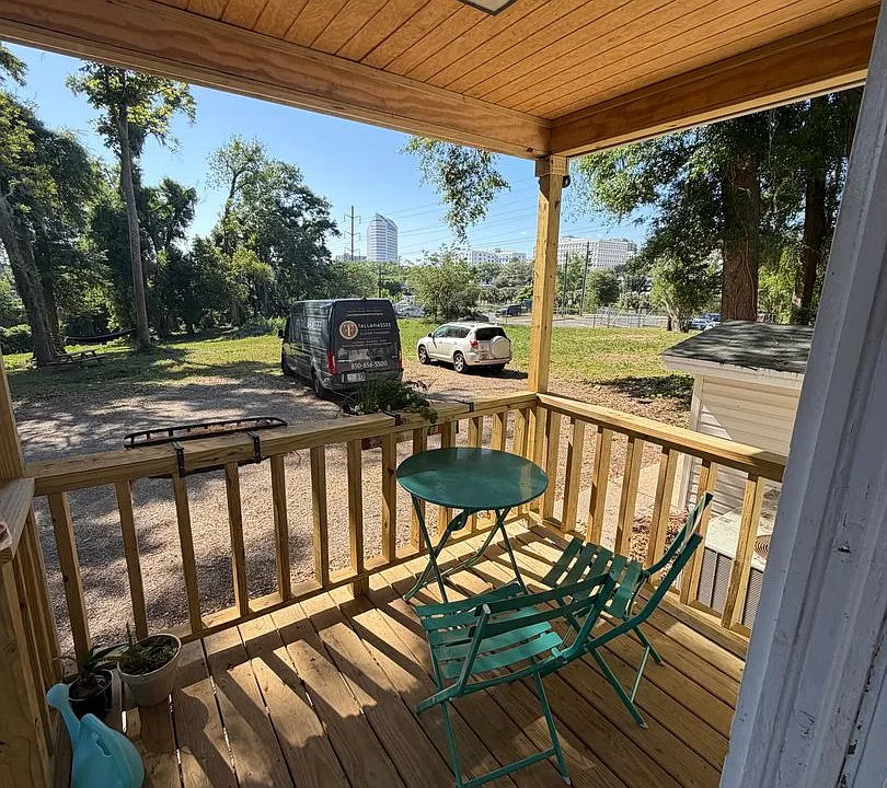 1208 S. Gadsden Street Quad
