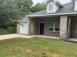 110 Lydia St, Terrell, TX 75160