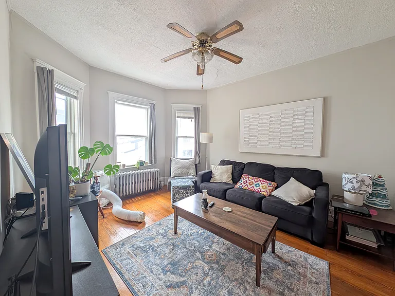 21 Winter St #2 — Photo 8