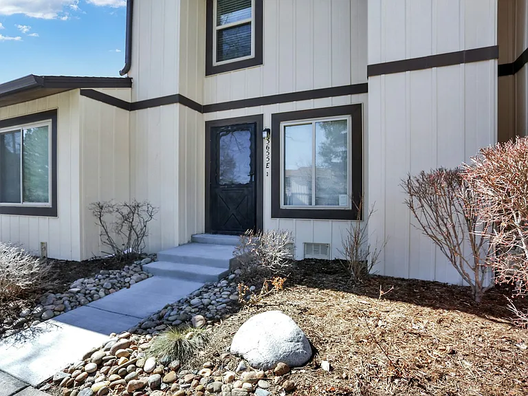 3655 S Kittredge St #E — Photo 9