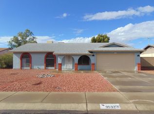 9532 N 70th Dr, Peoria, AZ 85345
