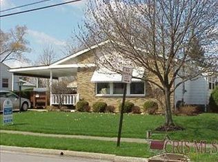 4342 Maplepark Rd, Stow, OH 44224