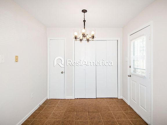 4th image of 4470 Hunter Bay Dr