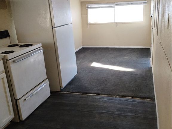 3rd image of 3975 E Lake Mead Blvd Trlr 403