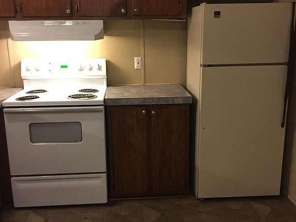 3rd image of 40 Hill St