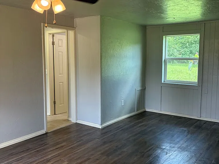 1608 Breckenridge Dr — Photo 10