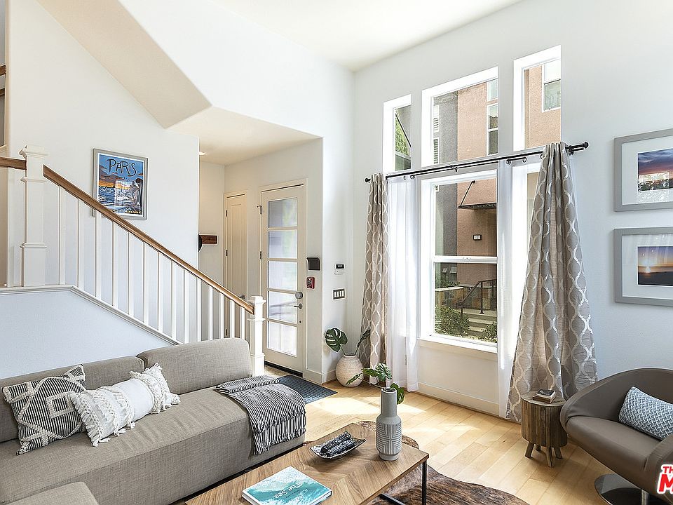 1st image of 5700 Seawalk Dr APT 13