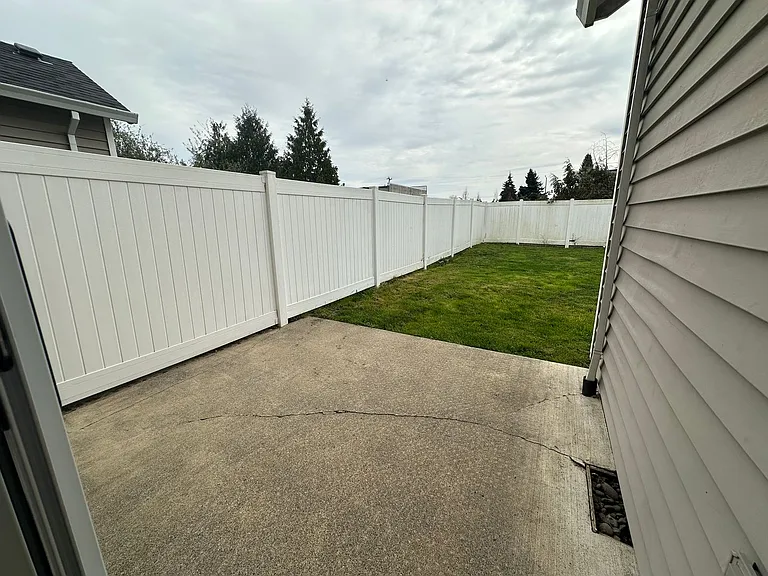 R0476 — Photo 16