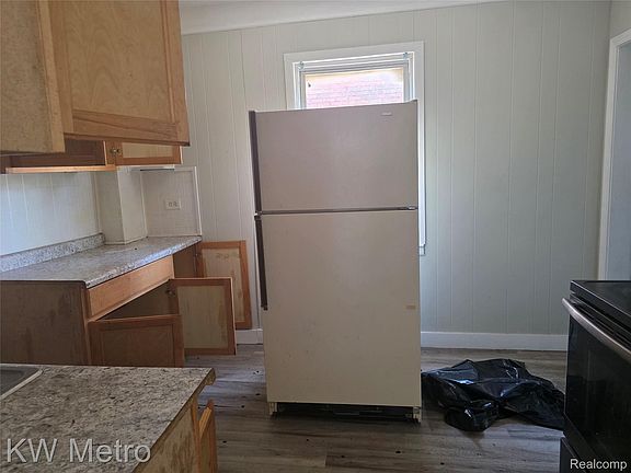 3rd image of 11744 Wade St