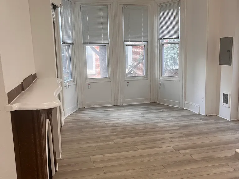 2225 Locust St #2R — Photo 1