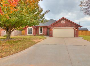 9704 Gold Field Pl, Oklahoma City, OK 73128