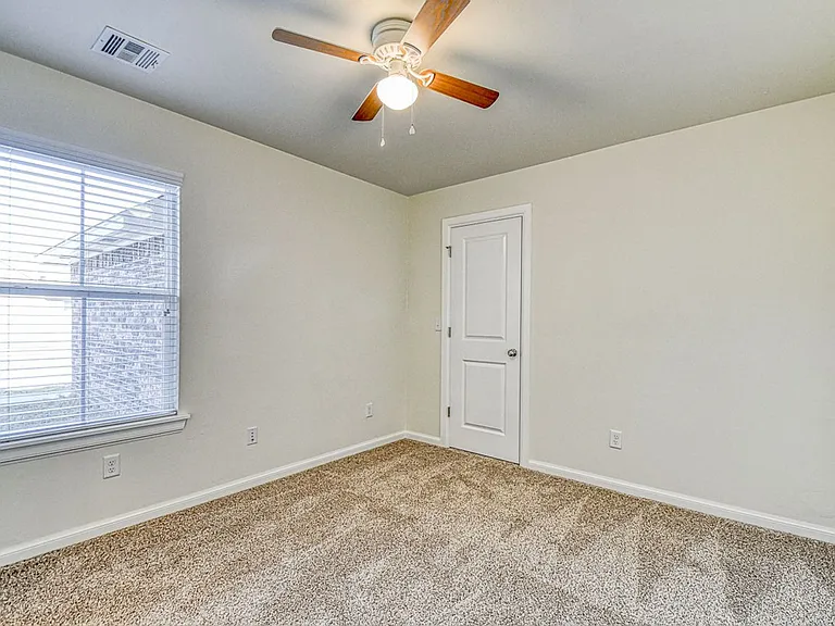3112 Pebble Pond Dr — Photo 18