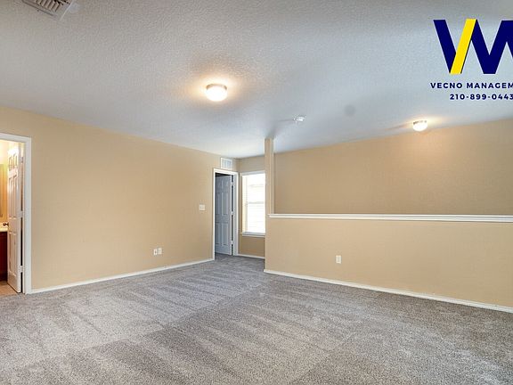 4th image of 437 Auburn Park