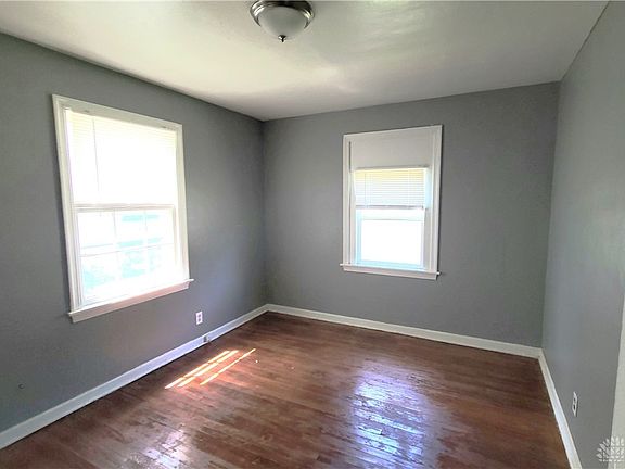 4th image of 4428 Greenwich Village Ave