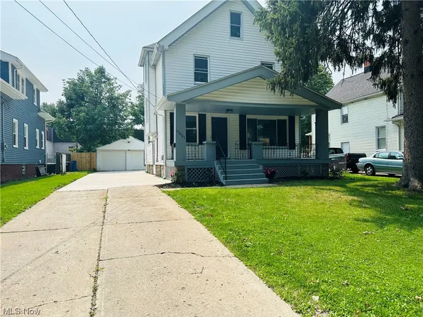 17641 Larchwood Ave, Cleveland, OH 44135