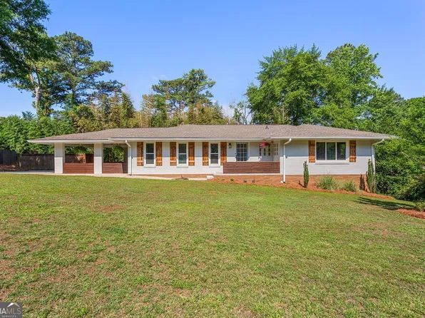 1613 Huntington Dr, Marietta, GA 30066