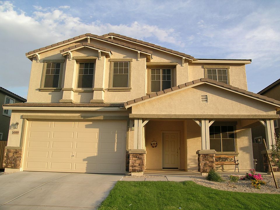 1st image of 43499 W Bailey Dr