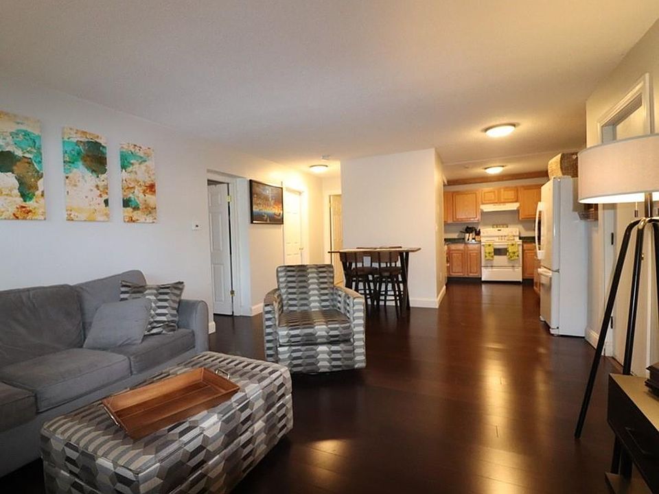 1st image of 135 Creek St APT 11