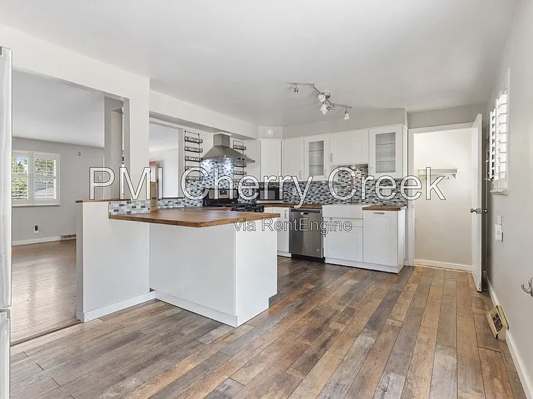 1364 W Center Ave — Photo 6