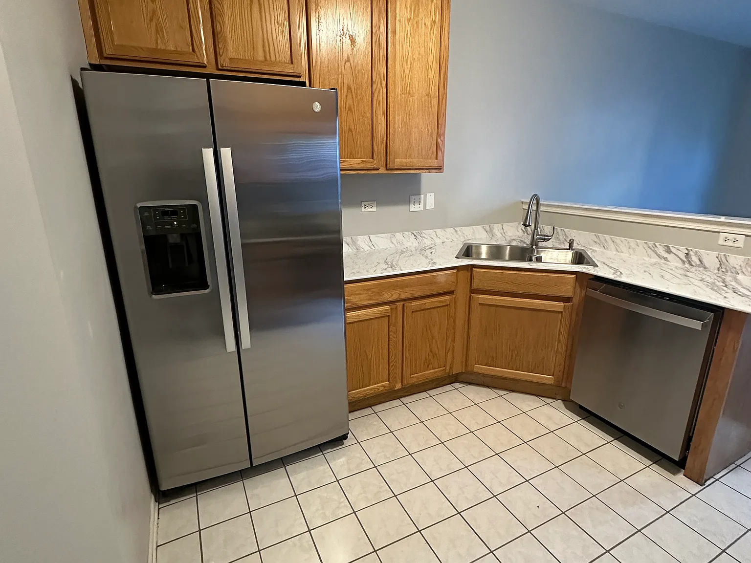 3 bed, 2.5 bath, 1638 sqft, $2,900 — Photo 1