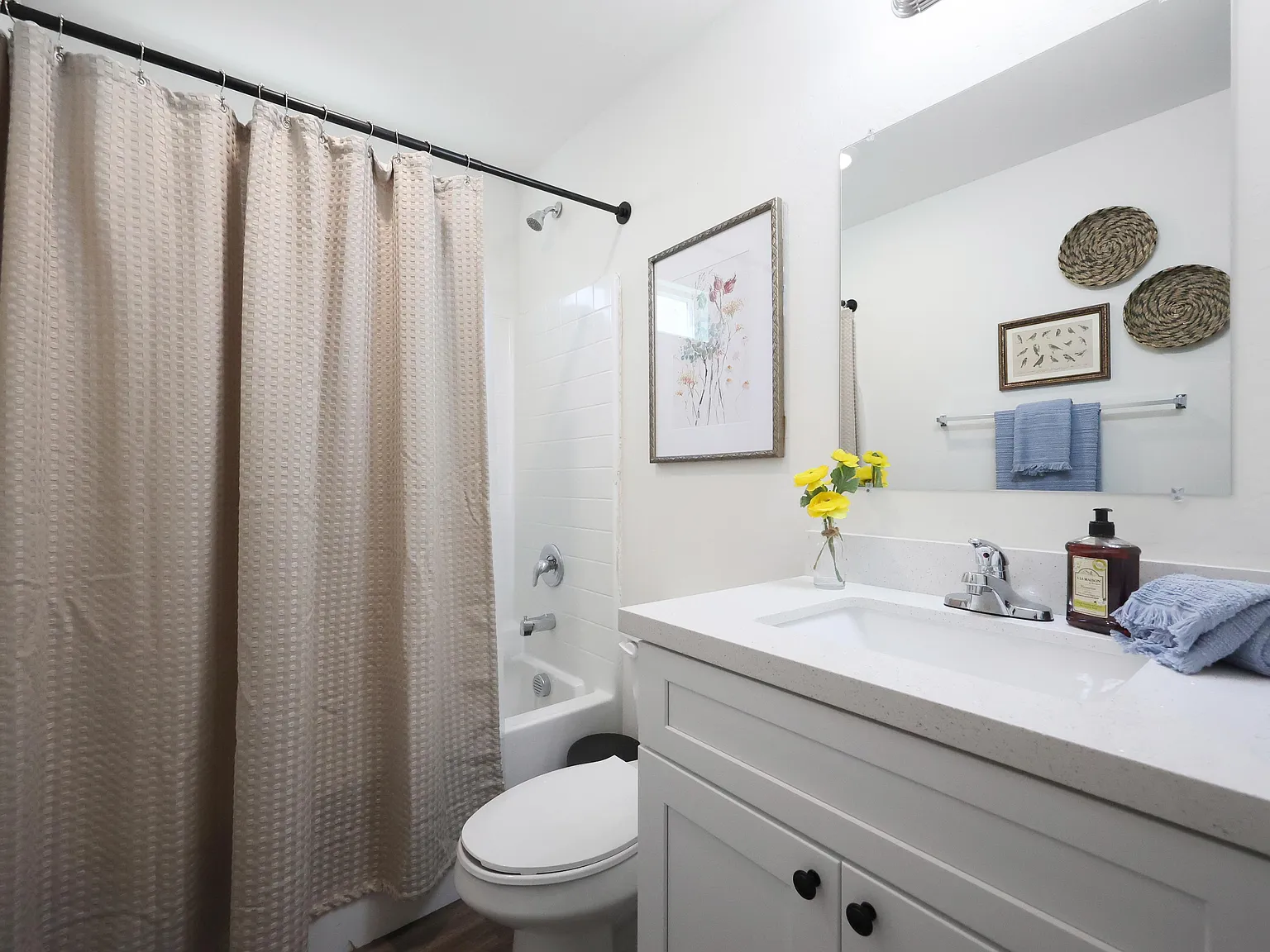 4 bed, 2.0 bath, 1019 sqft, $1,248 — Photo 4