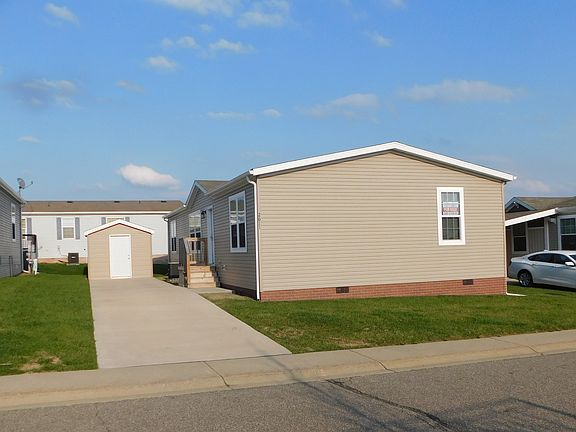 3rd image of 2611 Pebble Ln