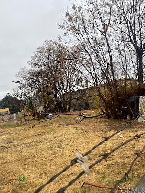 1st image of 650 W 21st St