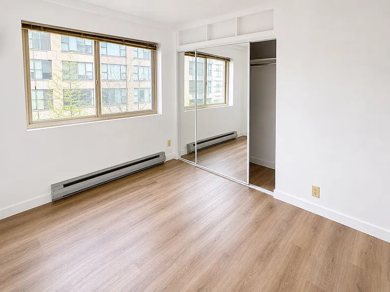 1417 Belmont Ave — Photo 13