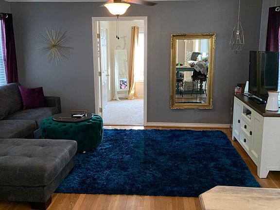 3rd image of 1801 Ballinger St