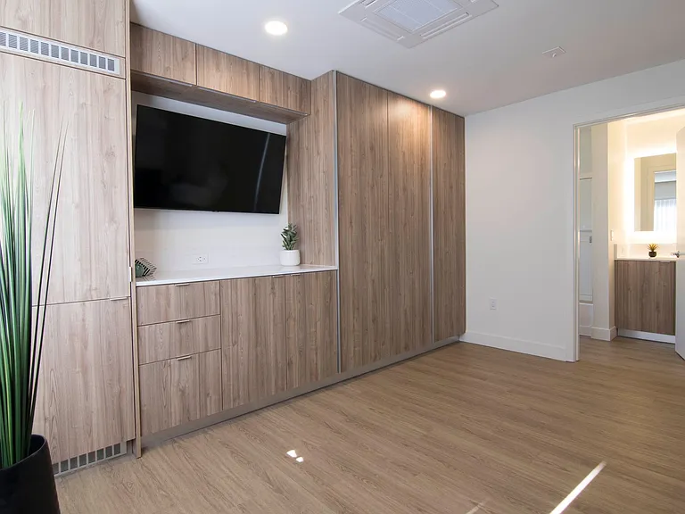 Private Rooms Co-Living at Entrada Landing — Photo 18