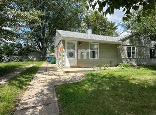 224 Glenview Ave, La Porte, IN 46350