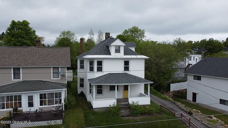 2nd image of 201 McKinley Street