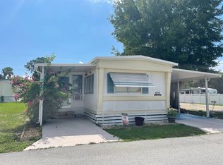 36134 Sand Rd, Grand Island, FL 32735