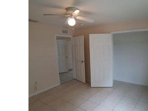 4th image of 2411 Matena Ave S