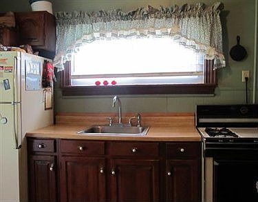 2nd image of 8839 Henya Way