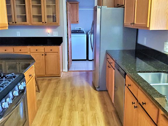 3rd image of 36 Coffey Hill Dr