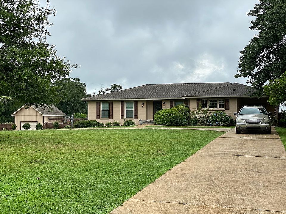 Front view of home from road