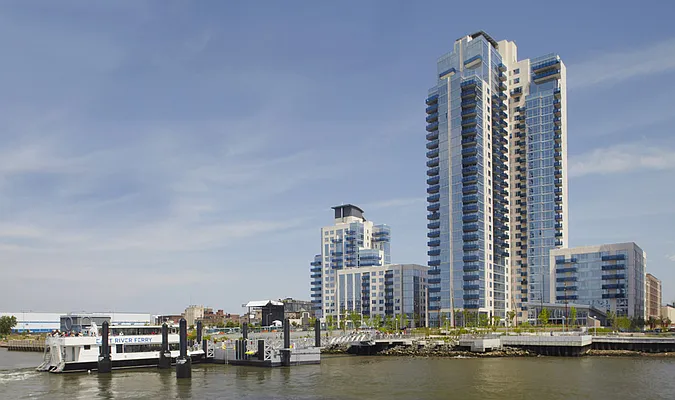 Rented by R New York | media 35