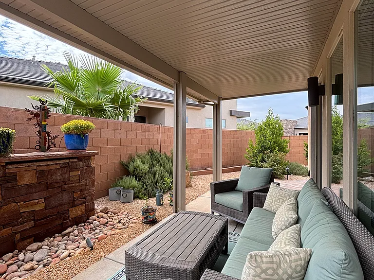 4849 S Martin Dr — Photo 31