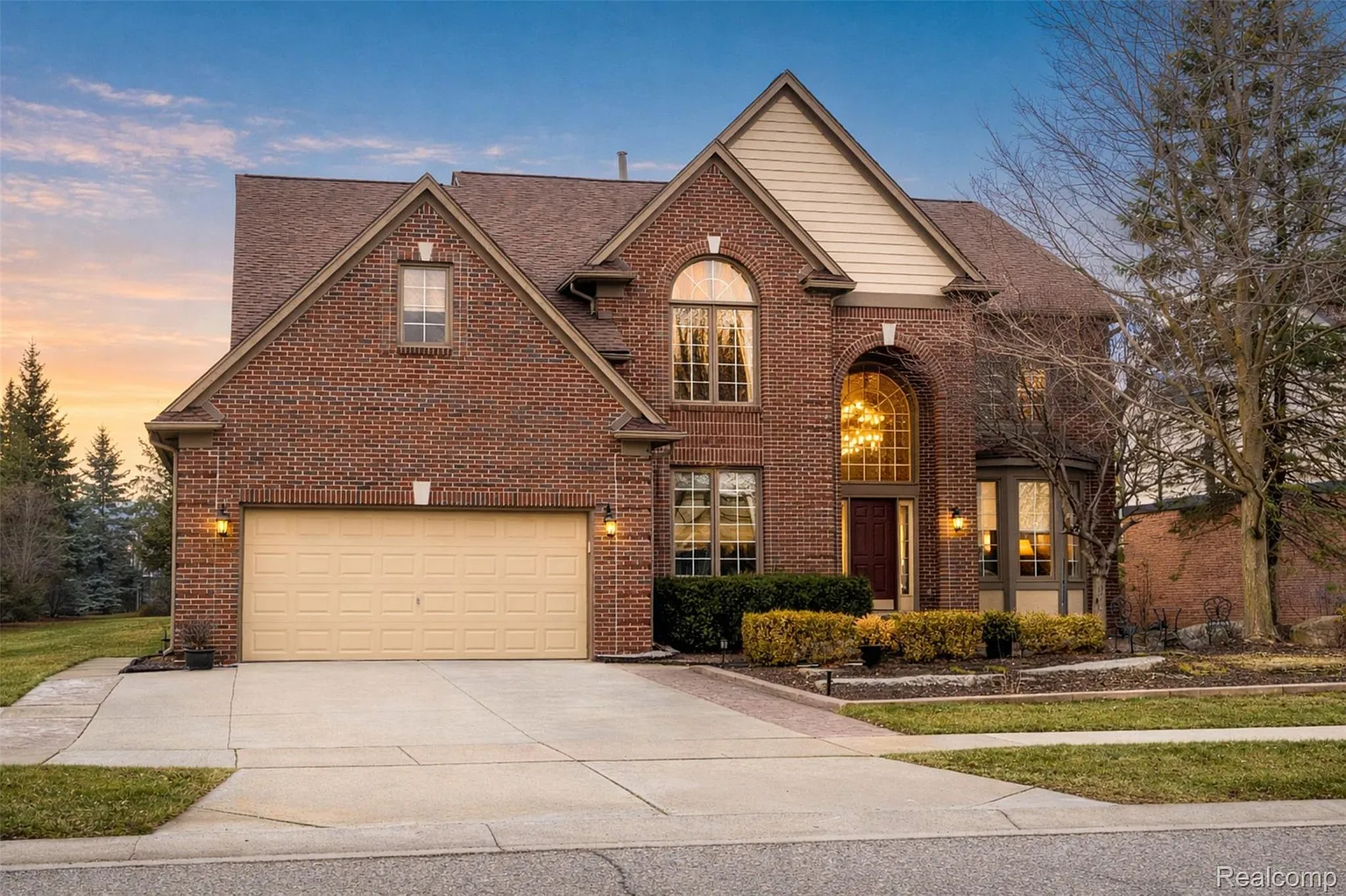 1408 Tulberry Cir photo 1