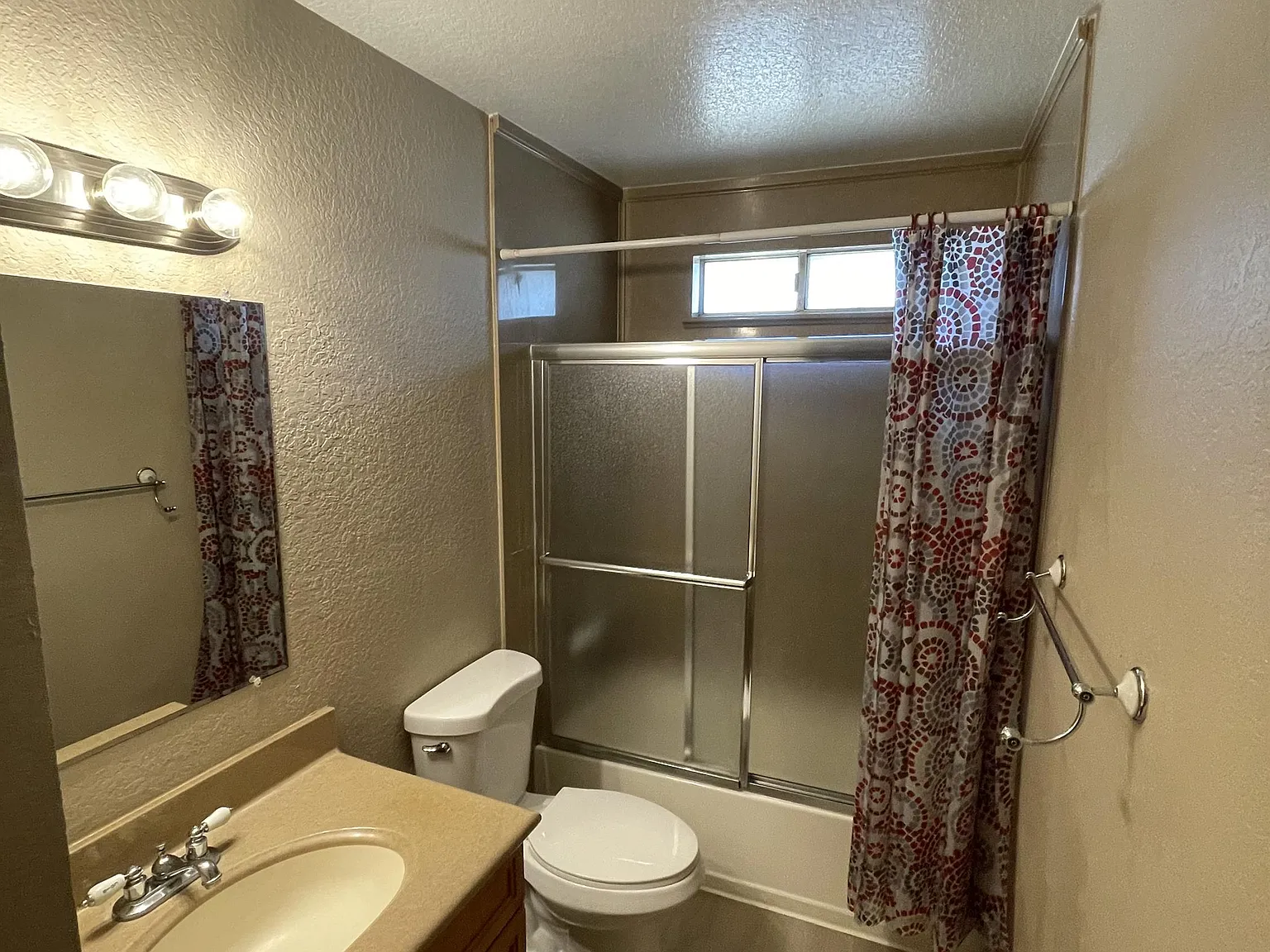 2604 Turpin Avenue - 1 — Photo 4