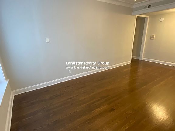 5th image of 6742 N Lakewood Ave #2