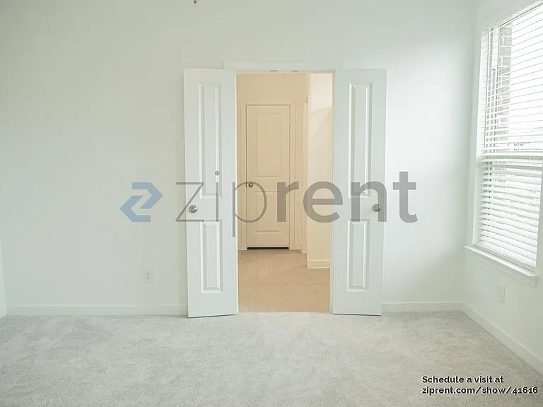 1436 Lady Bird Rd — Photo 9