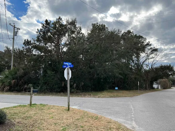 601 S Dogwood Dr., Surfside Beach, SC 29575