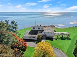 1095 Pequot Ave, Southport, CT 06890