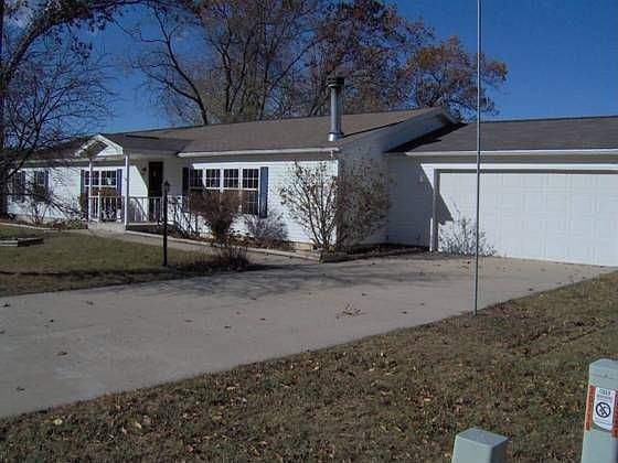 1st image of 15361 William Paul Dr