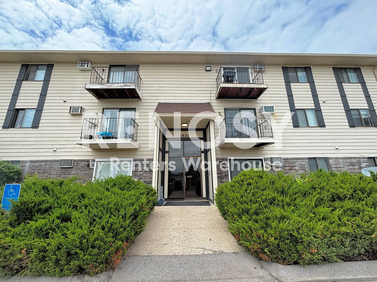 2 Bedroom Apartment for rent — Photo 1