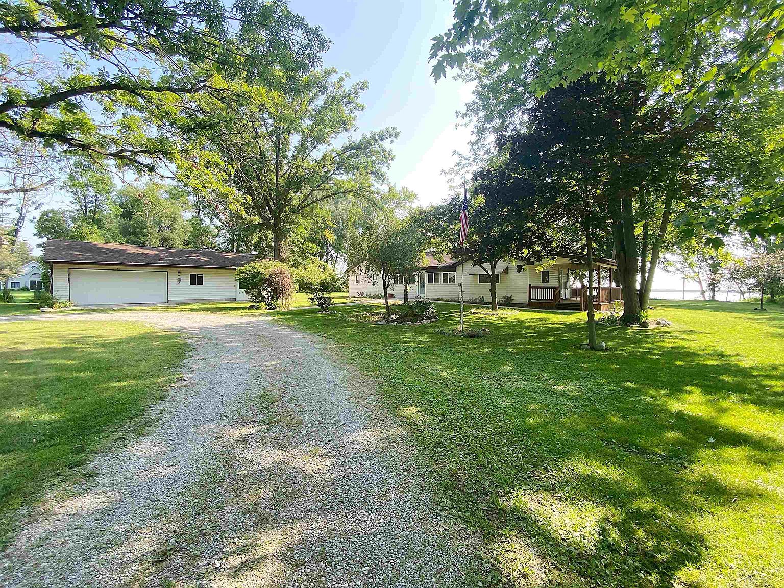 3024 E Townline 16 Rd, Pinconning, MI 48650 | Zillow
